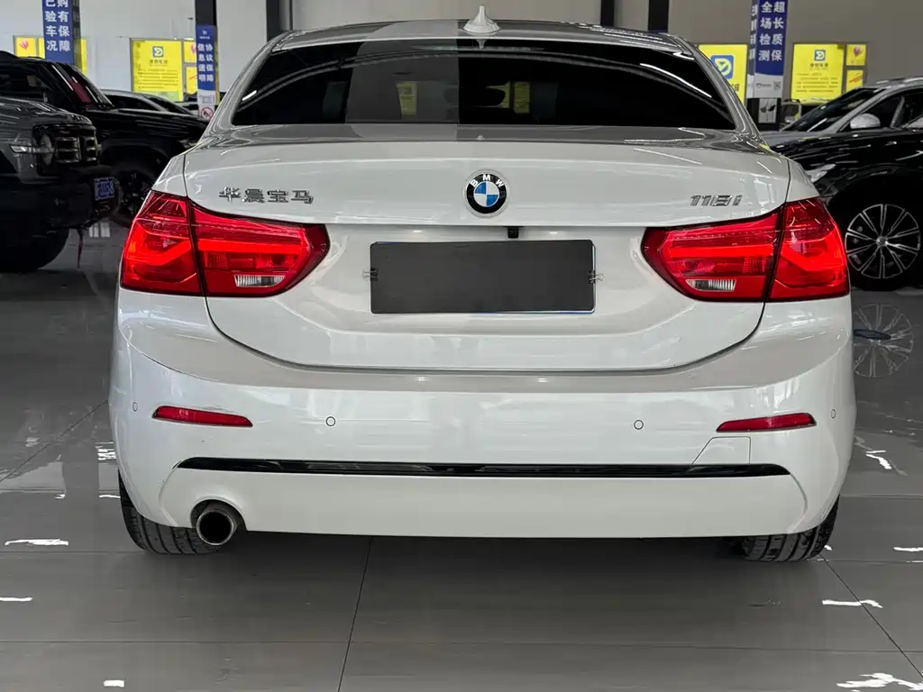BMW 1 Series 2017 118i Sports купить на сайте DeffCars