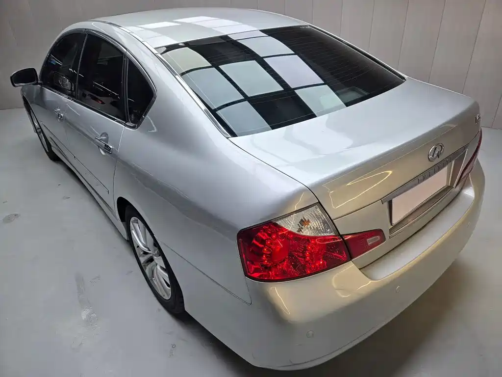 Infiniti M Series 2009 M35 купить на сайте DeffCars