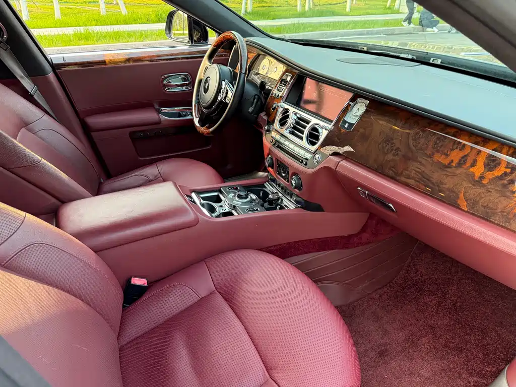 Ghost 2012 6.6T extended version купить на сайте DeffCars