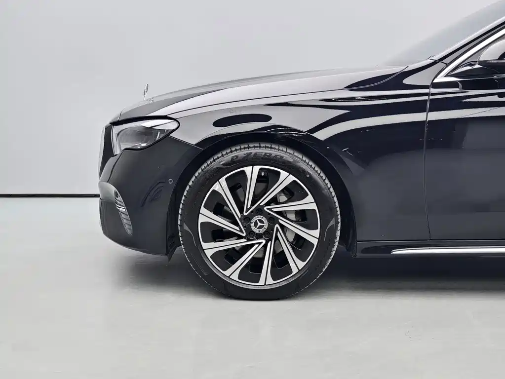 Mercedes-Benz E-Class 2024 E 300 L Luxury Model купить на сайте DeffCars