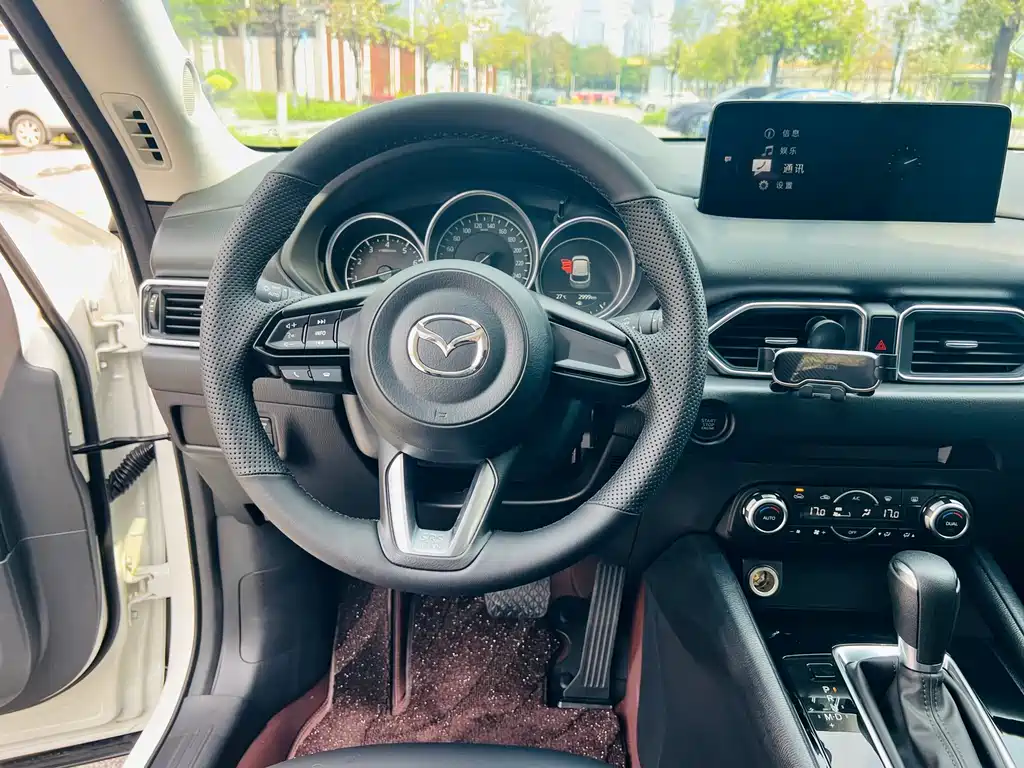 Mazda CX-5 2025 2.0L automatic two-wheel drive comfort model купить на сайте DeffCars