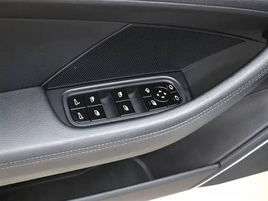 Panamera 2019 Panamera Executive Extended Edition 2.9T купить на сайте DeffCars