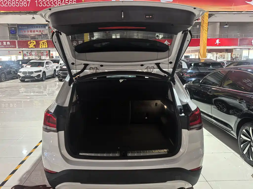 BMW X1 2022 sDrive25Li Leading Model купить на сайте DeffCars