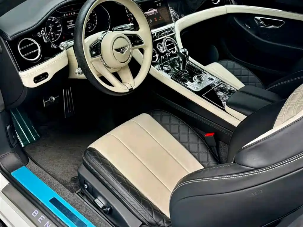 Continental 2022 4.0T GT V8 купить на сайте DeffCars
