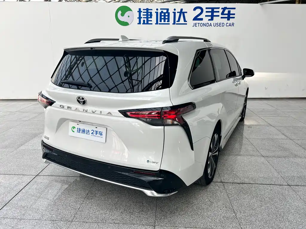 Grevia 2024 2.5L Hybrid Premium PLUS Edition купить на сайте DeffCars
