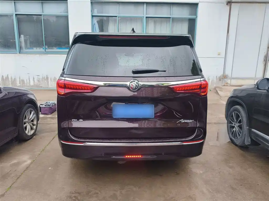 Buick GL8 2020 Avenir seven-seater gift version купить на сайте DeffCars