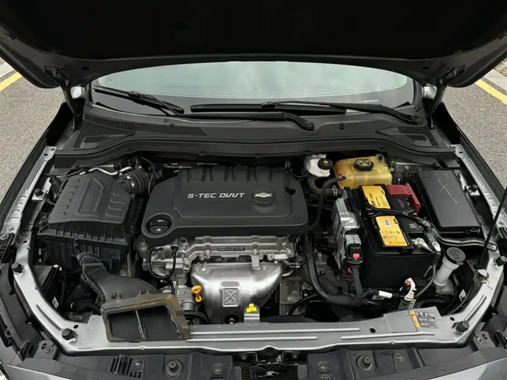 Cruze 2022 320 Automatic Sunroof Edition купить на сайте DeffCars