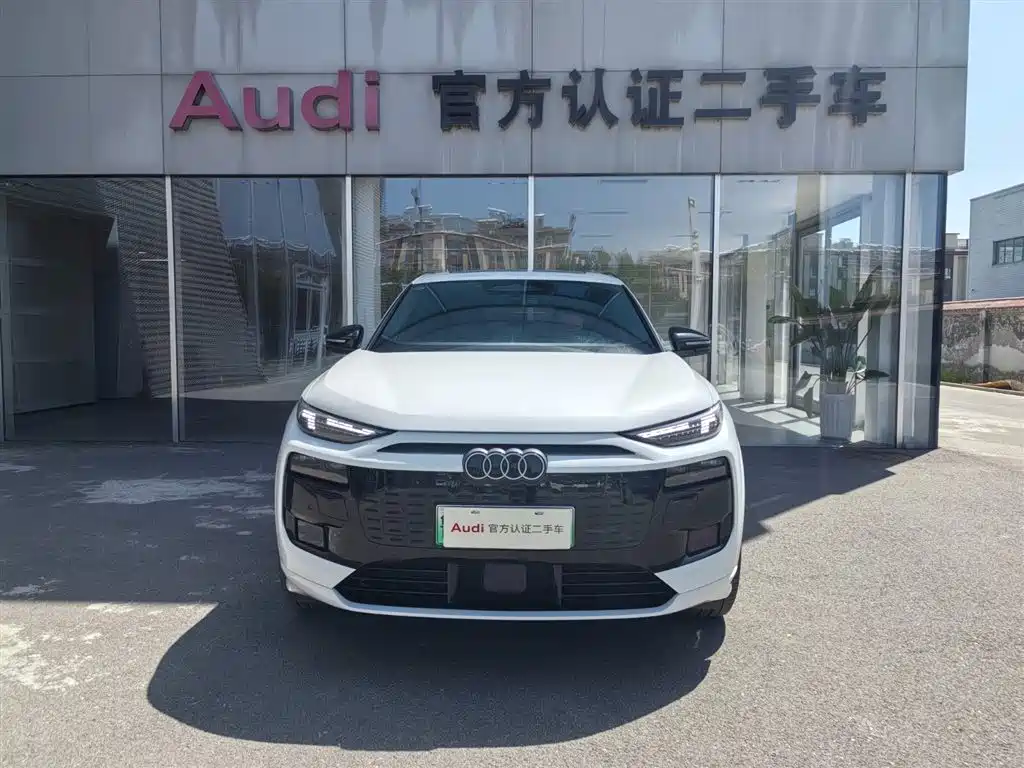 Audi Q6L e-tron 2026 first pilot version купить на сайте DeffCars