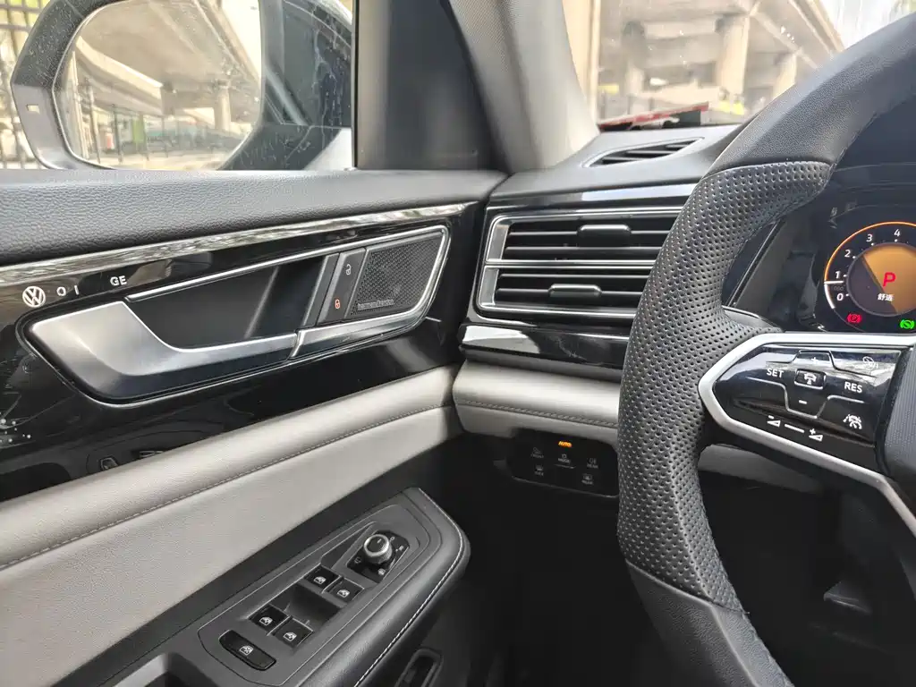 Touron 2023 380TSI four-wheel drive supreme flagship version купить на сайте DeffCars