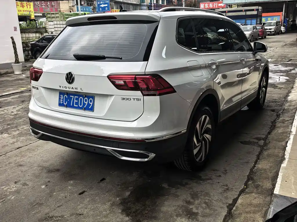 Tiguan L 2023 300TSI automatic two-wheel drive smart version купить на сайте DeffCars