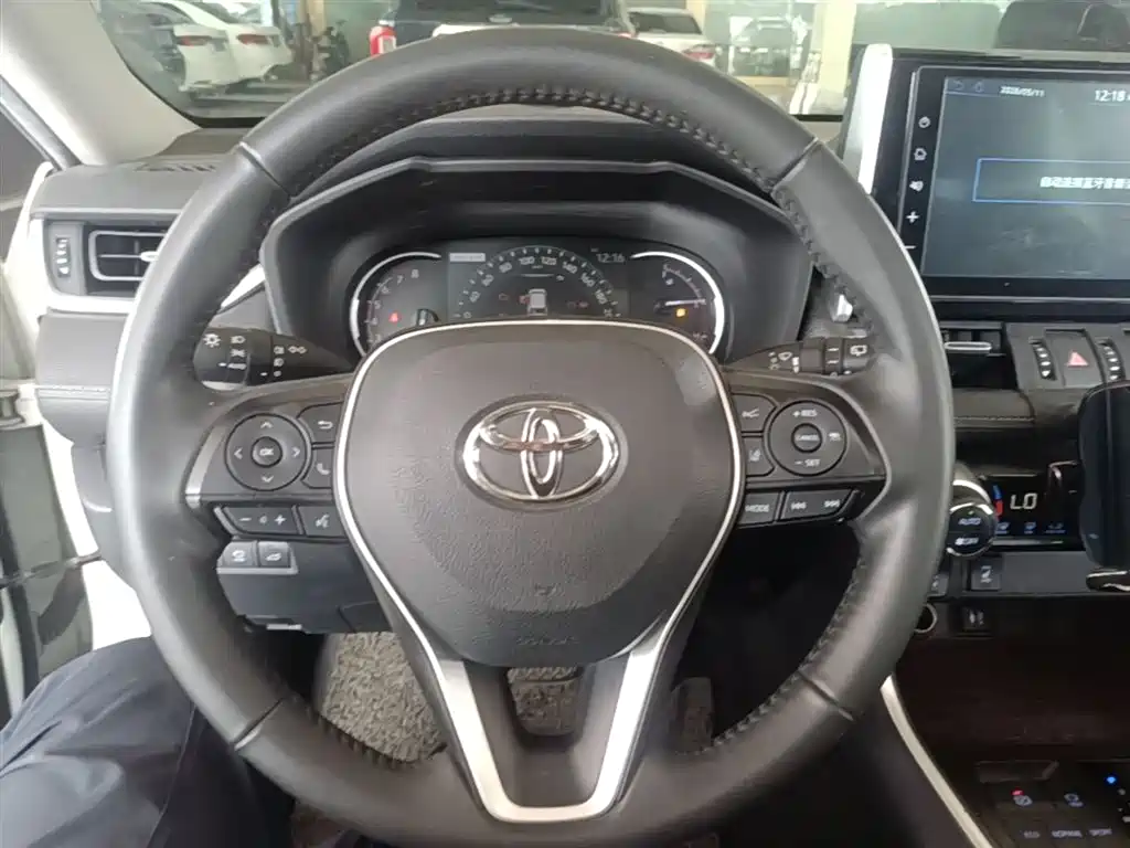 RAV4 Rongfang 2020 2.0L CVT two-wheel drive premium version купить на сайте DeffCars