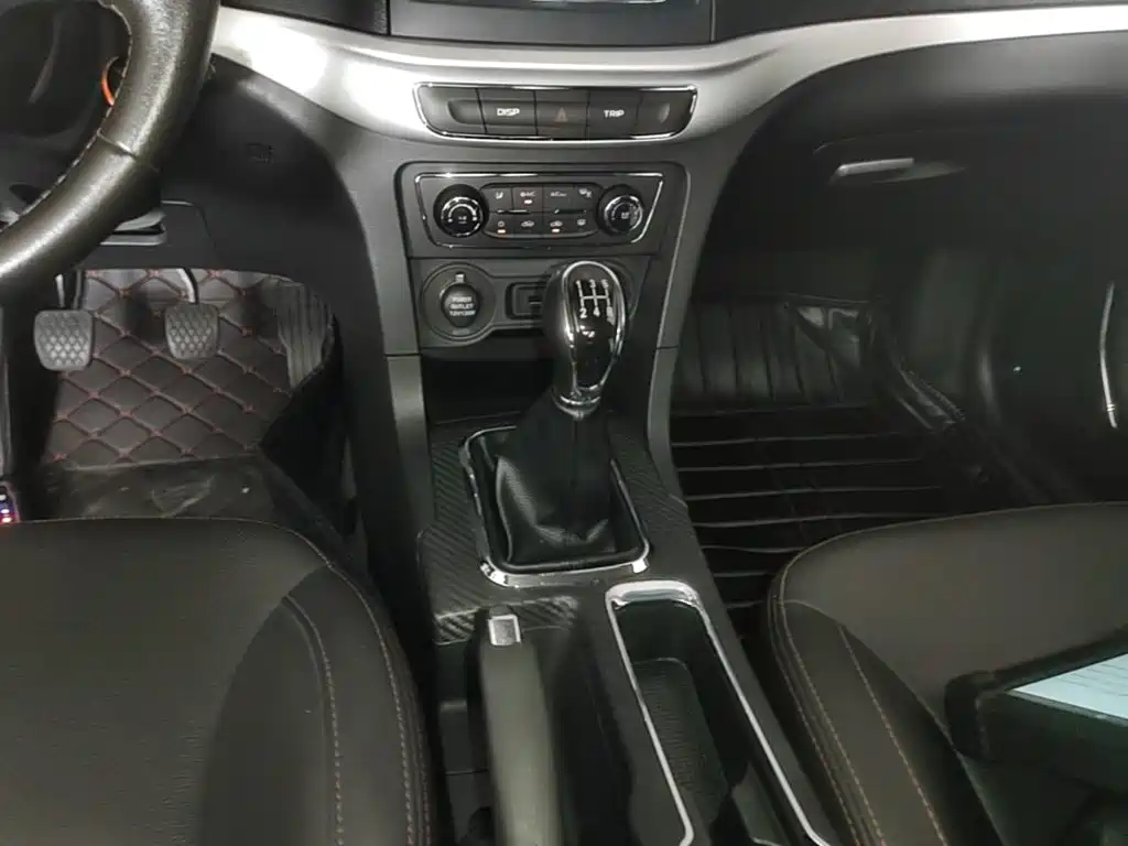 Yuanjing 2017 1.5L Manual Happiness Edition купить на сайте DeffCars
