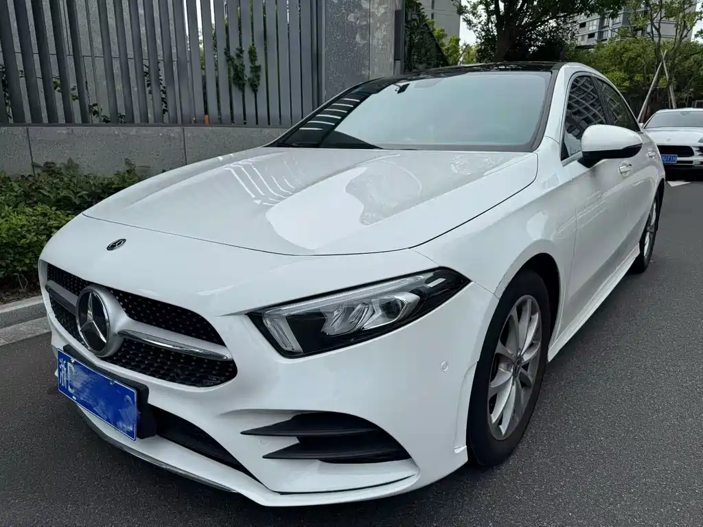 Mercedes-Benz A-Class 2020 A 200 L Sports Sedan купить на сайте DeffCars