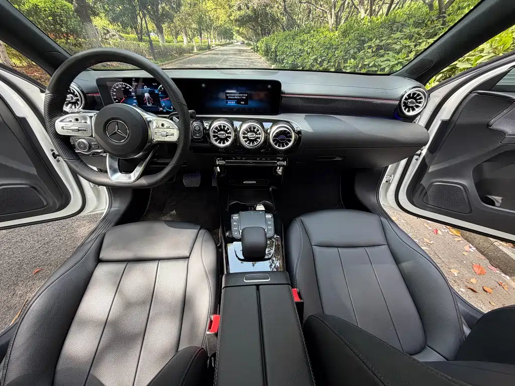 Mercedes-Benz A-Class 2022 Model 2 A 200 L Sports Sedan Fashionable купить на сайте DeffCars