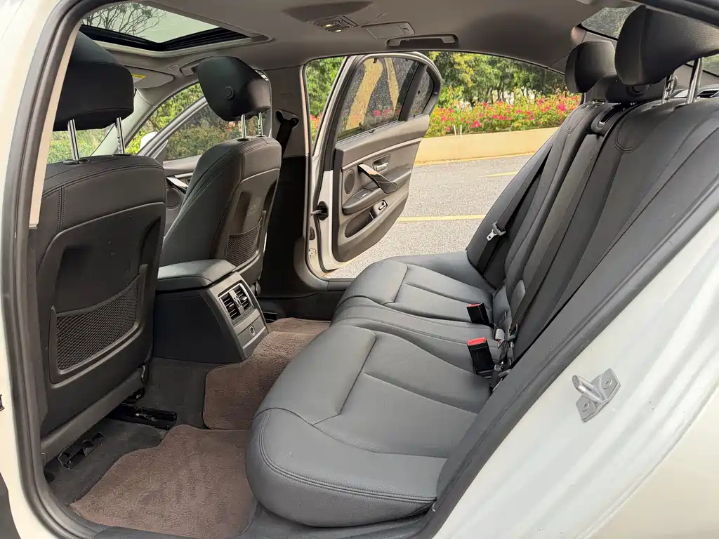 BMW 3 Series 2018 320Li xDrive Fashion купить на сайте DeffCars