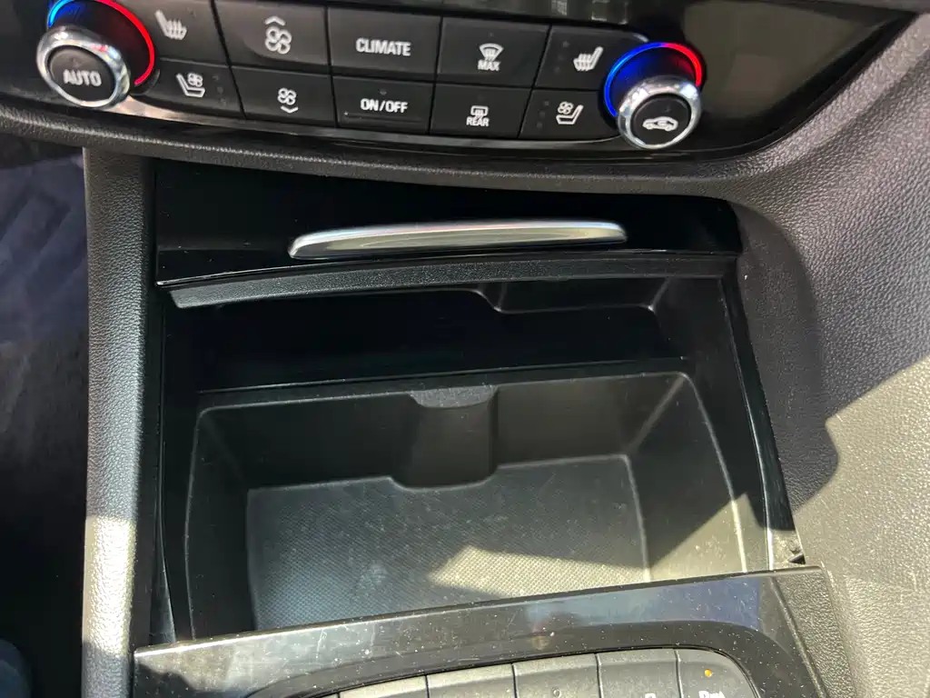 Regal 2020 GS 28T Premium Model купить на сайте DeffCars