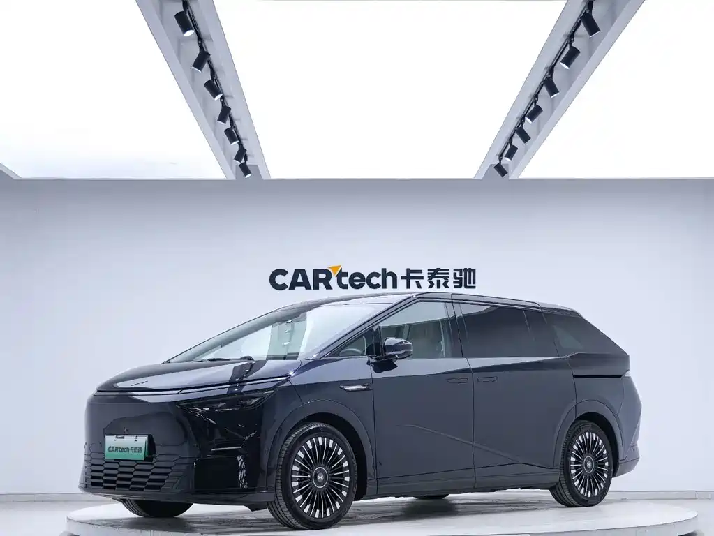 Xpeng X9 2025 pure electric 740 long battery life Max купить на сайте DeffCars