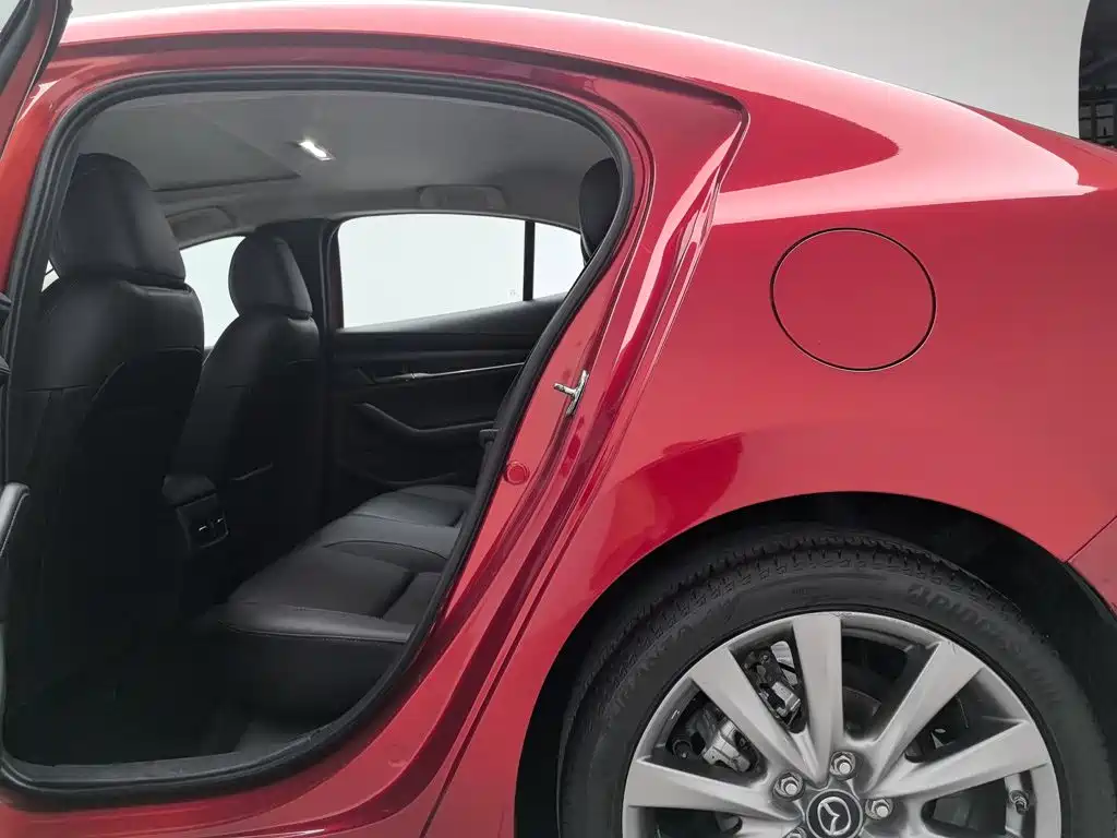Mazda3 Angkesela 2021 2.0L automatic quality version купить на сайте DeffCars