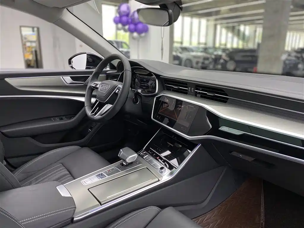 Audi A6L 2024 45 TFSI Premium Elegant Model купить на сайте DeffCars