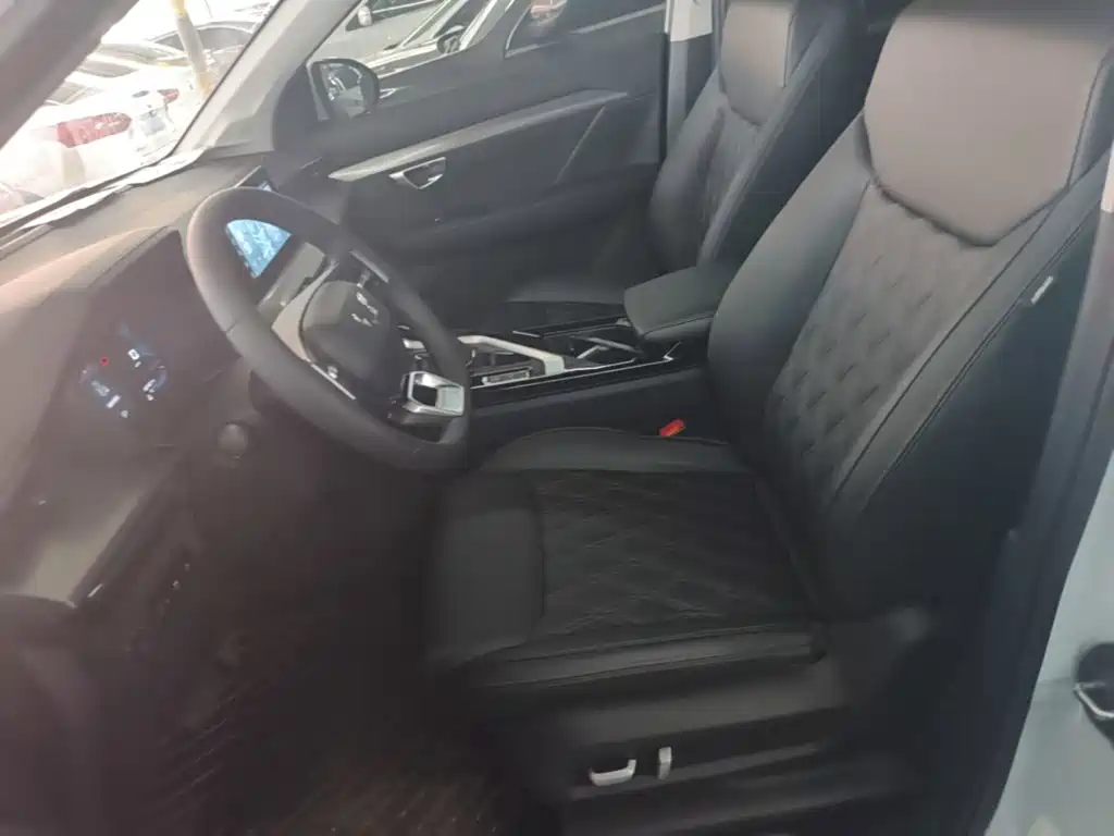 Xingchen (Asta) 2022 2.0L DHT купить на сайте DeffCars