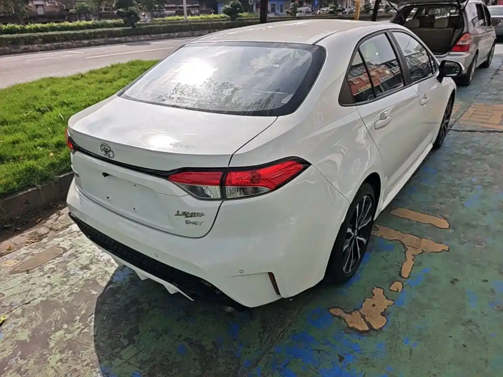 Léilíng (COROLLA) 2022 185T CVT sports version купить на сайте DeffCars