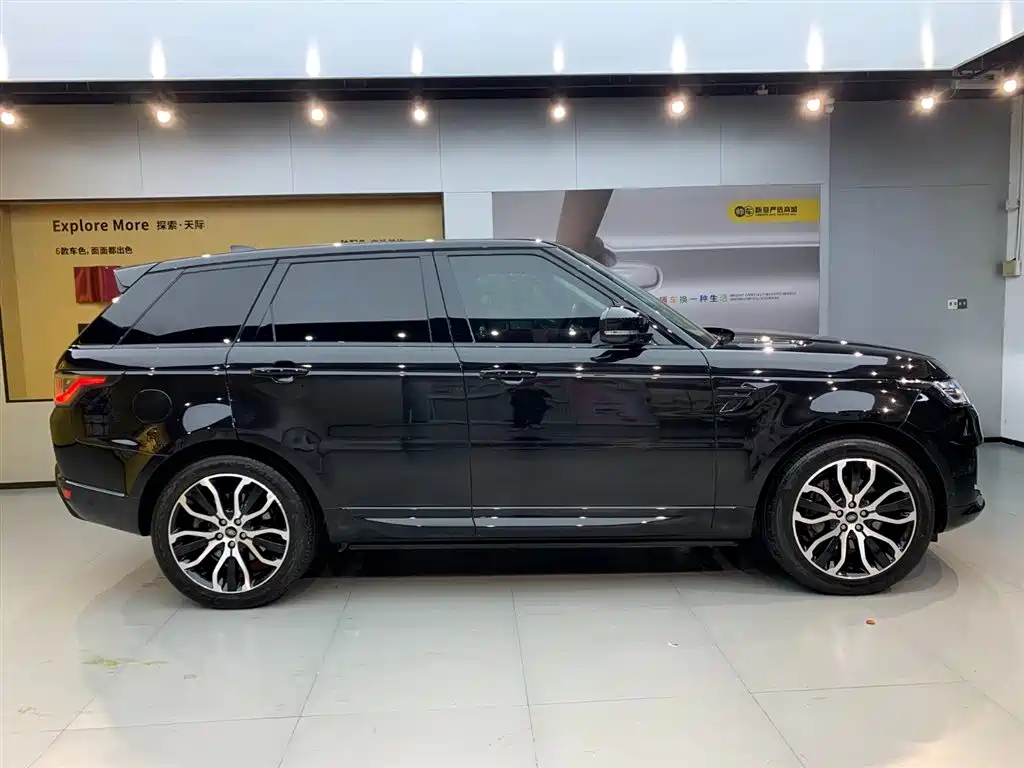 Range Rover Sport 2021 3.0 L6 Black Edition купить на сайте DeffCars