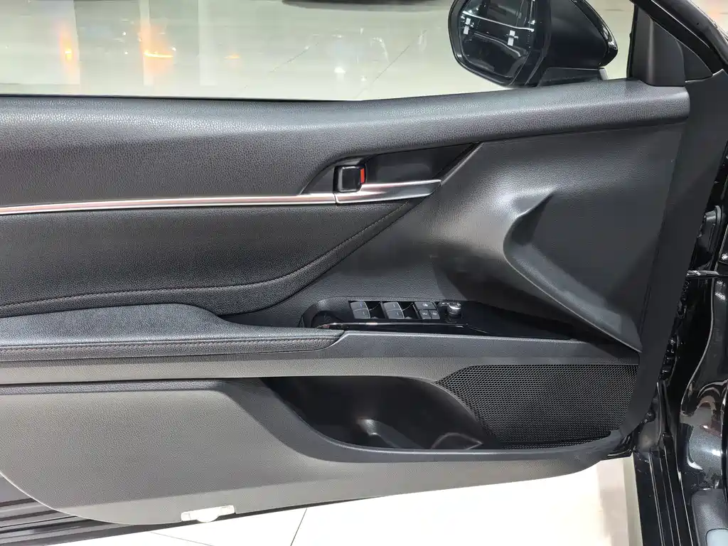 Camry 2023 2.0G Deluxe Edition купить на сайте DeffCars