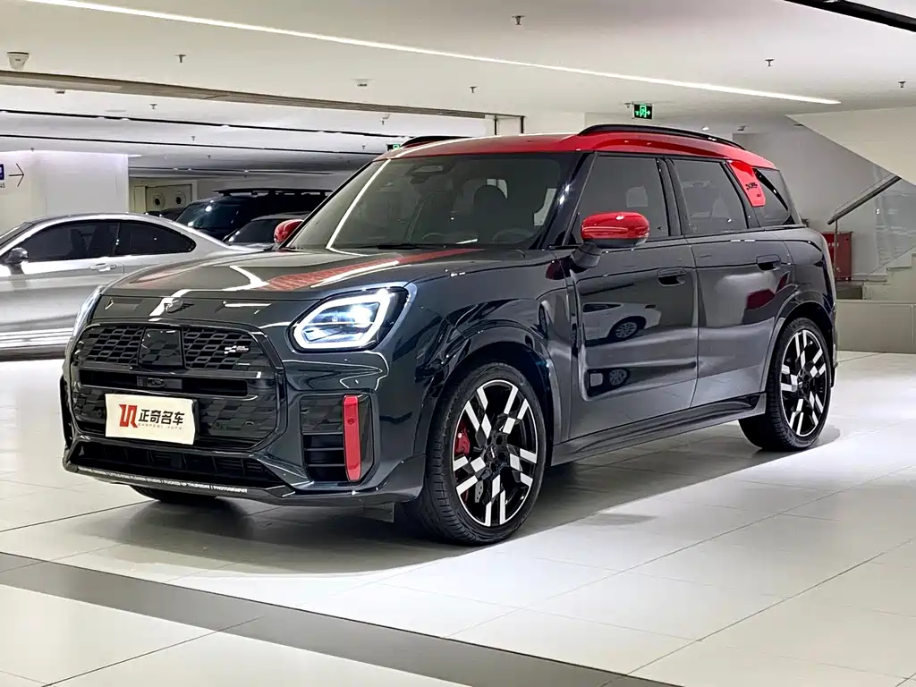 MINI JCW COUNTRYMAN 2024 2.0T JOHN COOPER WORKS купить на сайте DeffCars