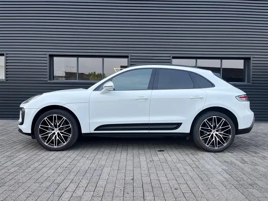 Macan 2022 Macan 2.0T купить на сайте DeffCars