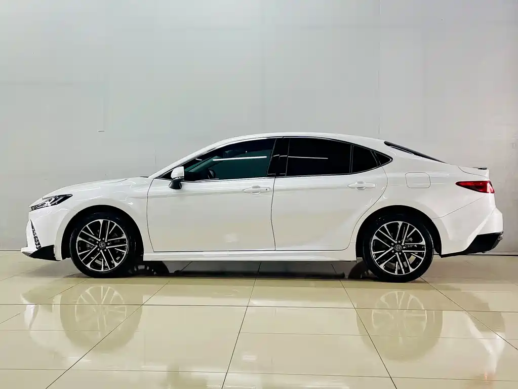 Camry 2026 Dual Engine 2.0HSE Sports Lite Edition купить на сайте DeffCars