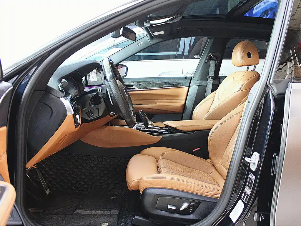 BMW 6 Series GT 2022 630i M Sports Package купить на сайте DeffCars