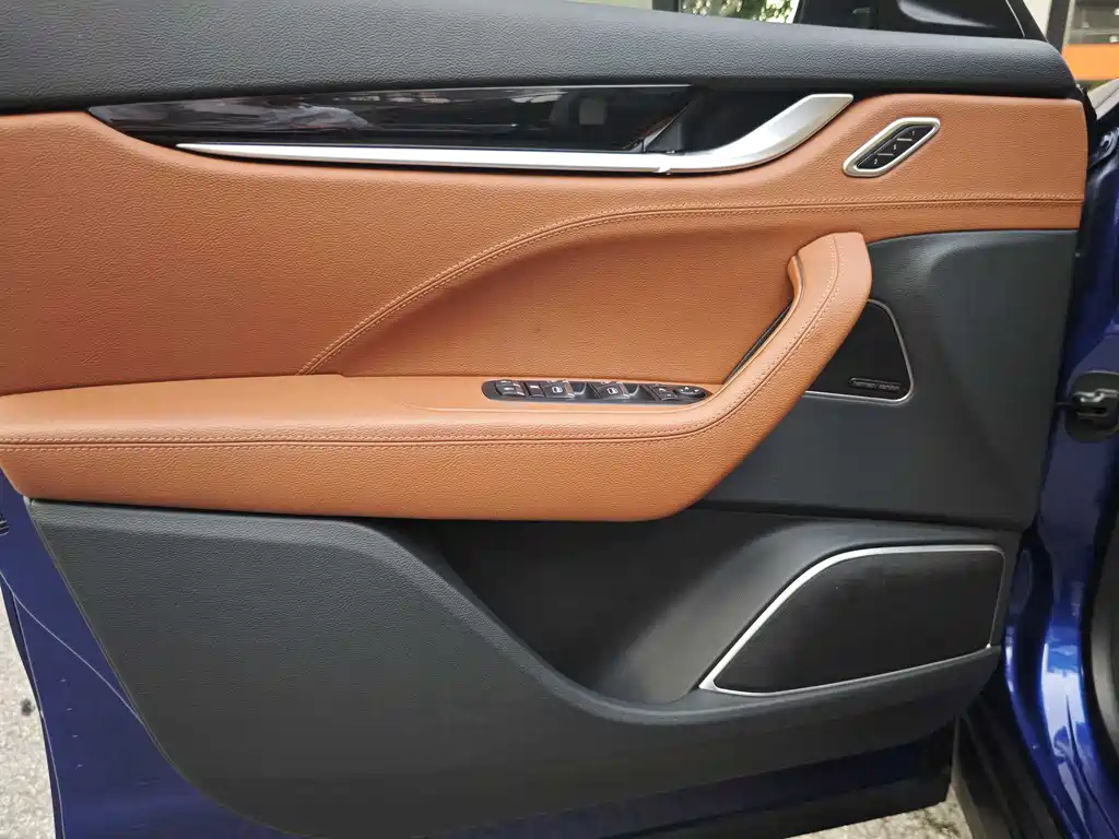 Levante 2021 3.0T Standard Edition купить на сайте DeffCars