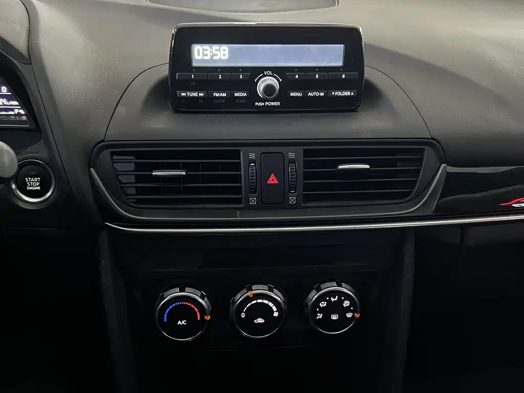 Mazda CX-4 2021 2.0L automatic two-wheel drive Blue Sky Vitality Edition купить на сайте DeffCars