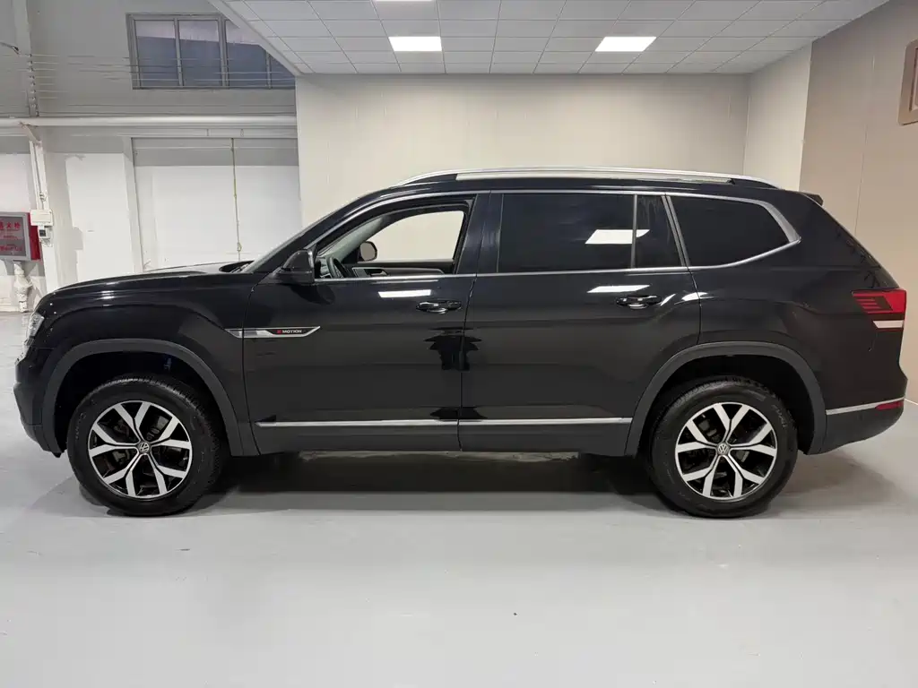 Touron 2020 380TSI four-wheel drive luxury version National VI купить на сайте DeffCars
