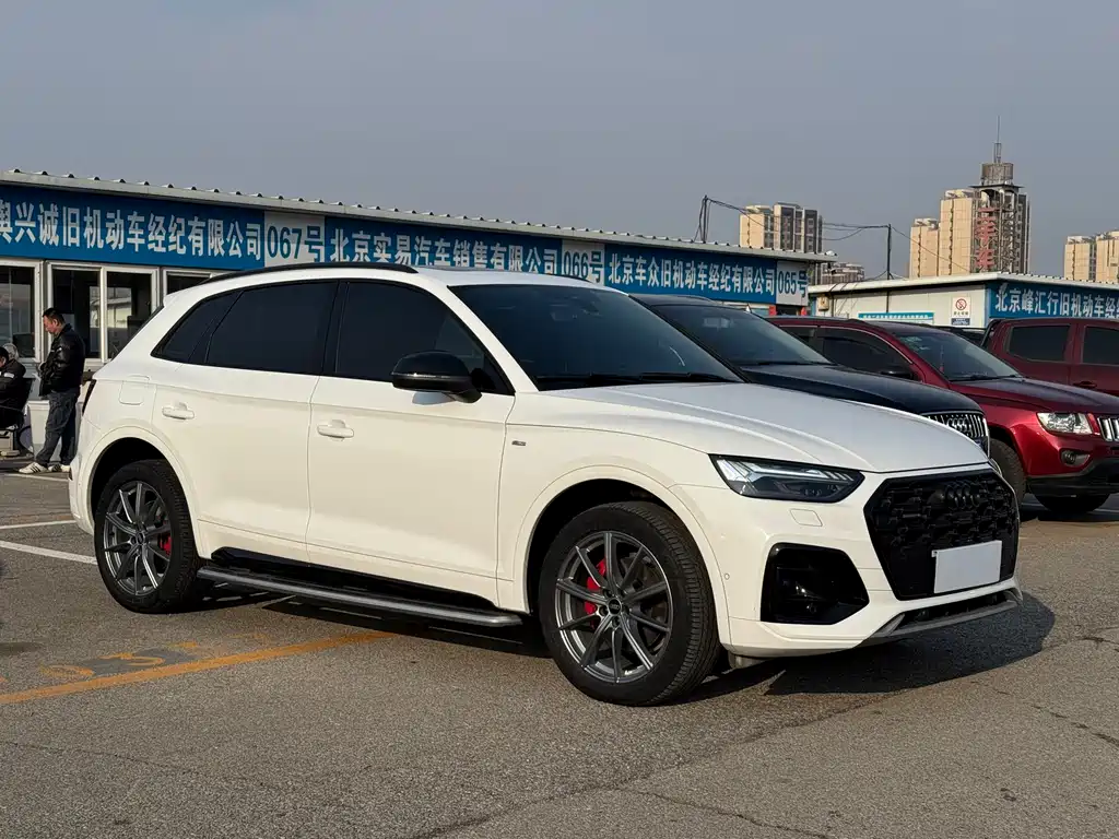 Audi Q5L 2023 45T Premium Dynamic Model купить на сайте DeffCars