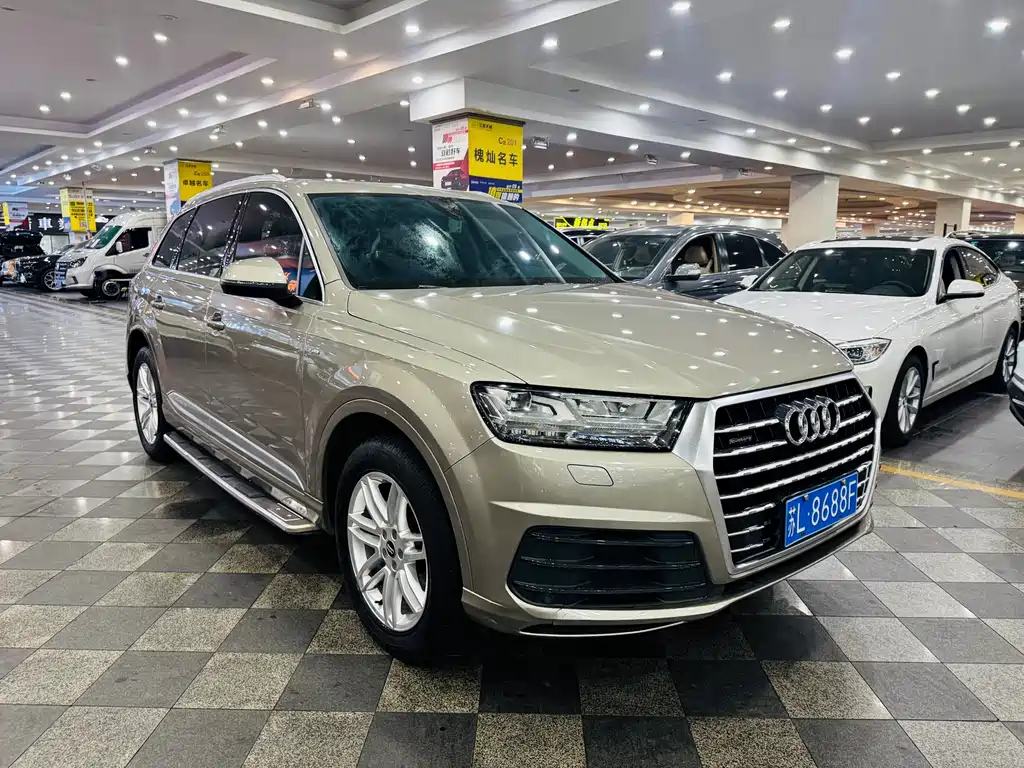 Audi Q7 2016 40 TFSI Comfort купить на сайте DeffCars