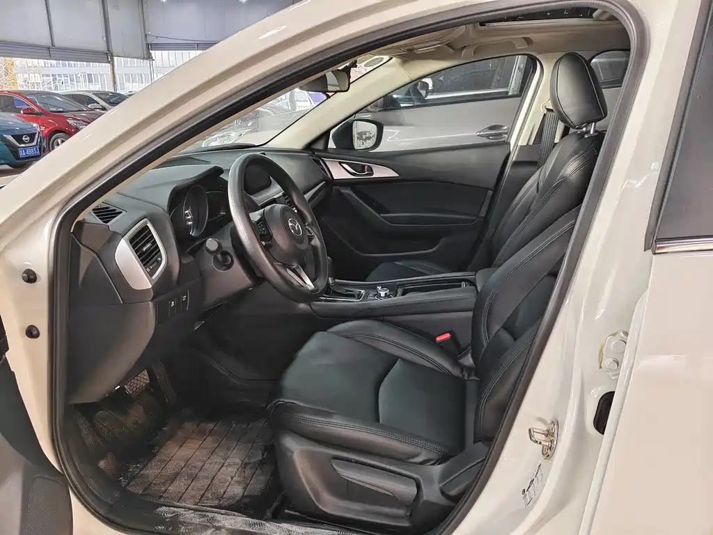 Mazda3 Angkesela 2017 sedan 1.5L automatic luxury model National V купить на сайте DeffCars