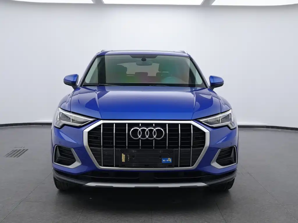 Audi Q3 2020 35 TFSI Enterprising and Elegant Model купить на сайте DeffCars