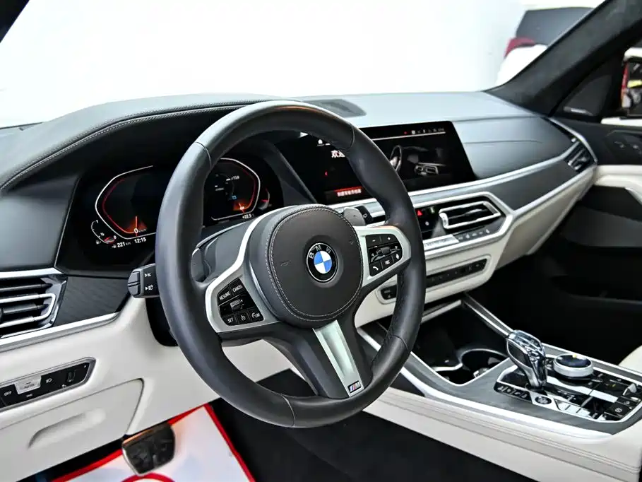 BMW X7 2022 xDrive40i Exclusive M Sports Package купить на сайте DeffCars