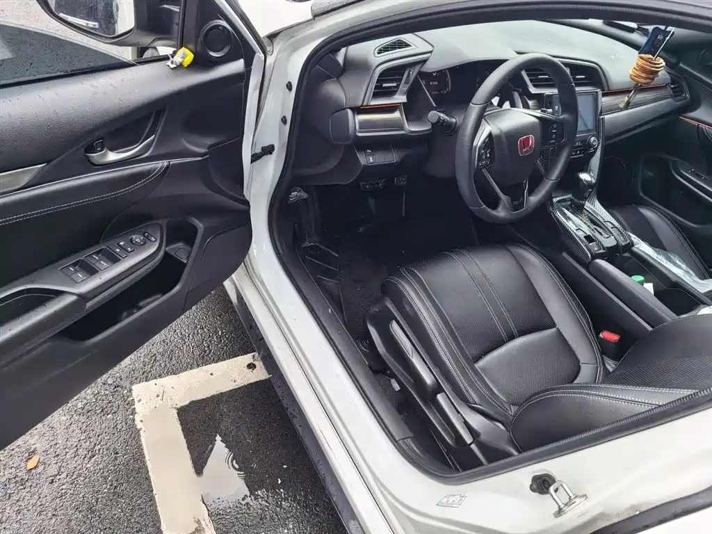 Civic 2021 HATCHBACK 220TURBO CVT cool control купить на сайте DeffCars