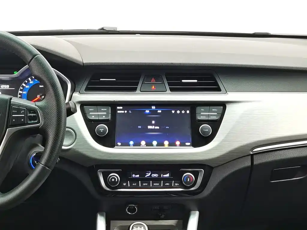 Vision X3 2017 1.5L Manual Elite купить на сайте DeffCars