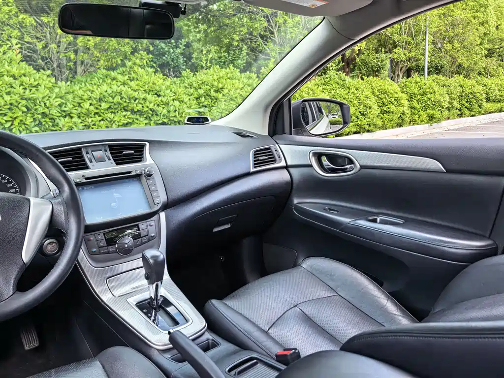 Sylphy 2014 1.6XV CVT Exclusive Edition купить на сайте DeffCars