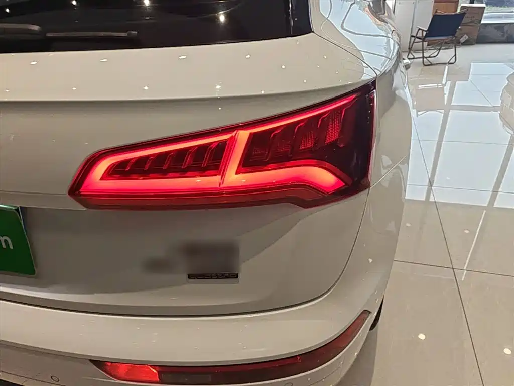 Audi Q5L 2020 40 TFSI Honorable and Enterprising купить на сайте DeffCars