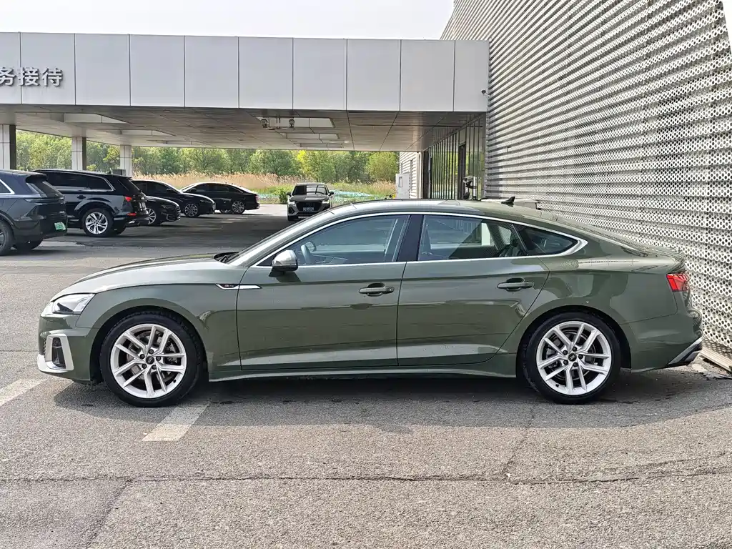 Audi A5 imported 2024 Sportback 40 TFSI fashionable and dynamic купить на сайте DeffCars