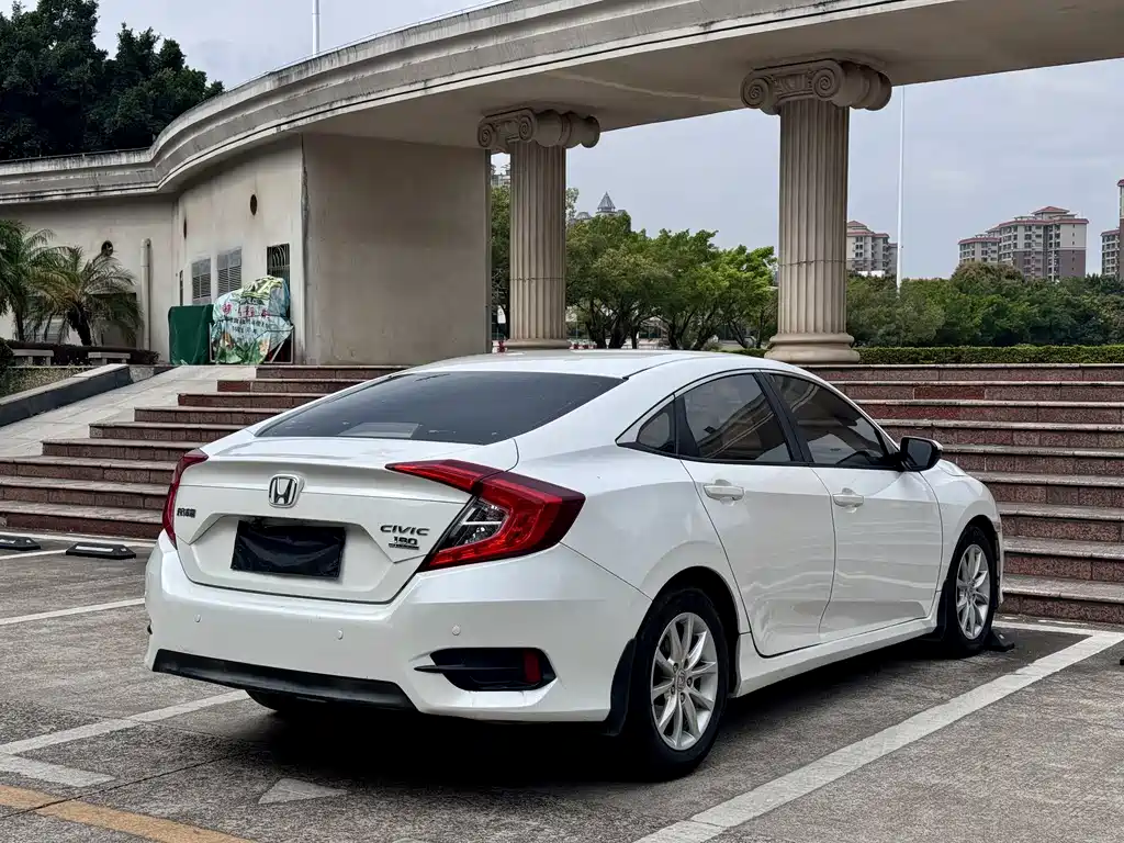 Civic 2016 180TURBO CVT Comfort Edition купить на сайте DeffCars