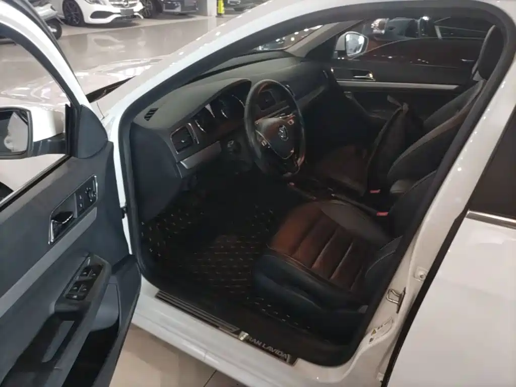 Langxing 2017 180TSI DSG Comfort Edition купить на сайте DeffCars