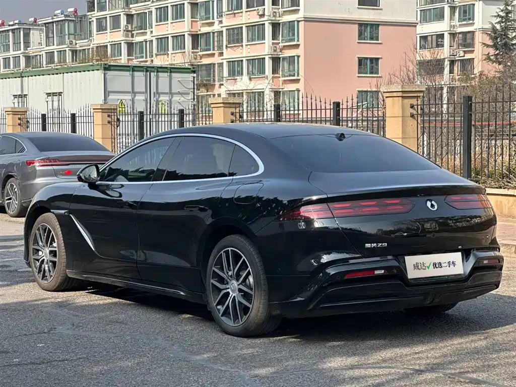 Denza Z9 2024 1100km four-wheel drive Ultra version купить на сайте DeffCars