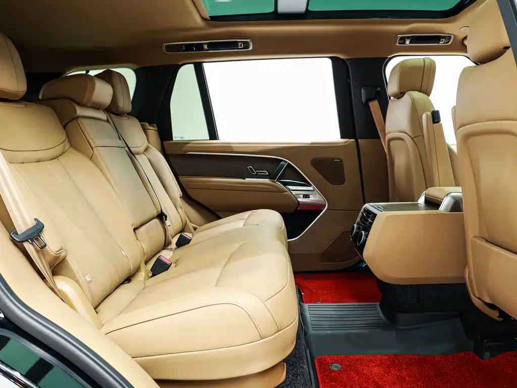Range Rover 2025 3.0 L6 400PS Extended Edition купить на сайте DeffCars