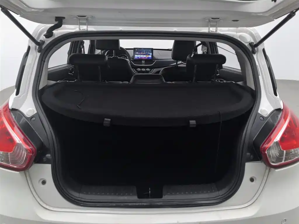 Baojun 310 2016 1.2L manual luxury model купить на сайте DeffCars
