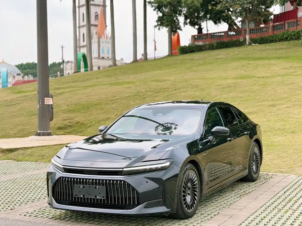 Crown Imports 2024 2.5L Supreme Edition купить на сайте DeffCars